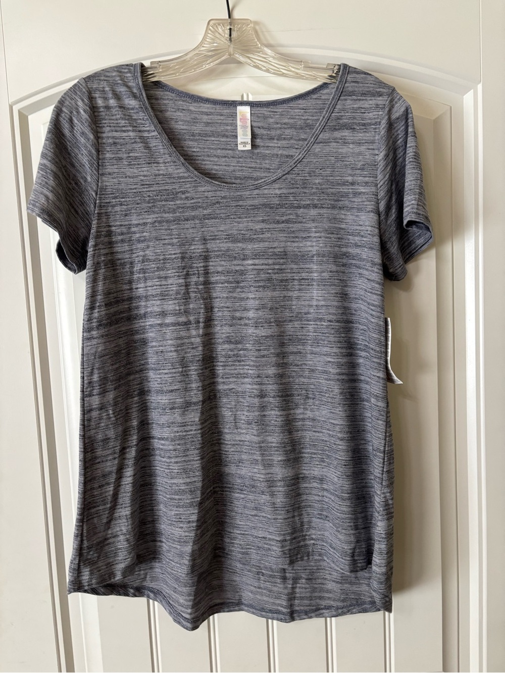 LuLaRoe Heathered Gray Scoop Neck Short Sleeve Top